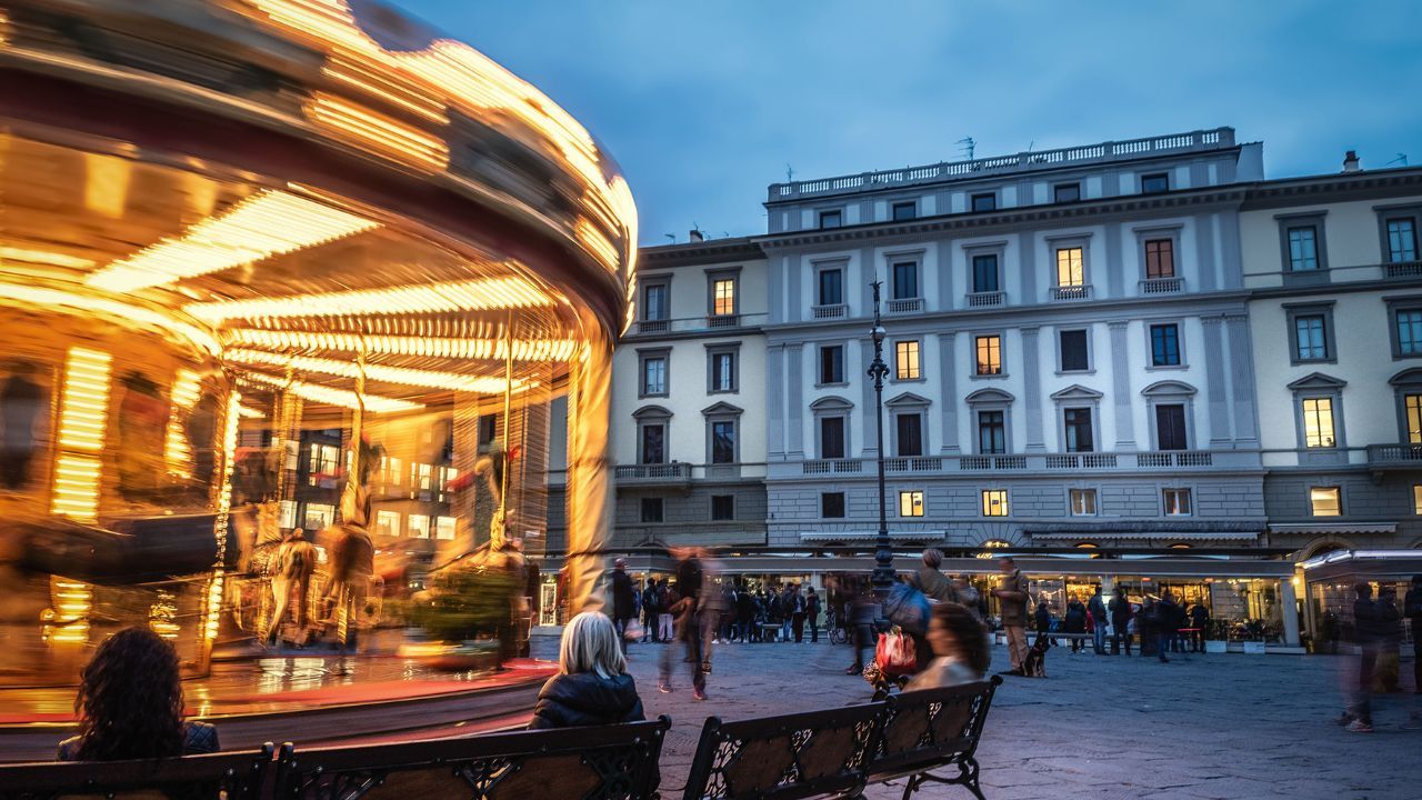 Carousel in Piazza della Repubblica