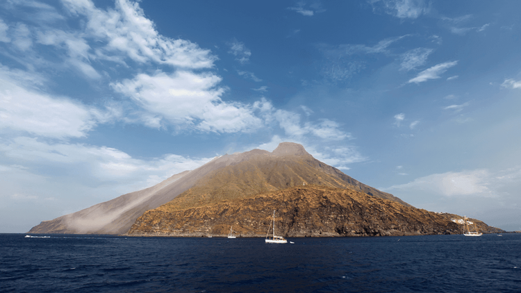 Italy's Fiery Landscape | ItaliaTours